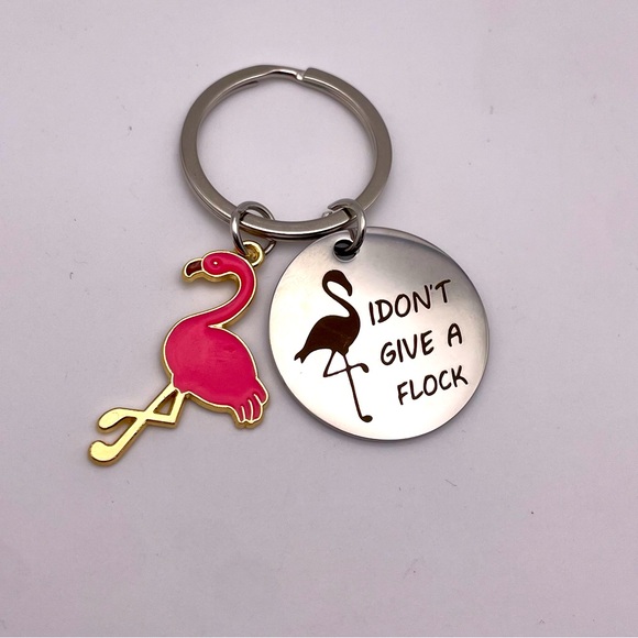 SASSY FLAMINGO | Keychain (Brand New!) ✨ - Picture 4 of 6